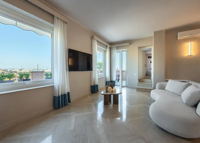 דירה Trevi Iconic View - Luxury Penthouse Rooftop רומא