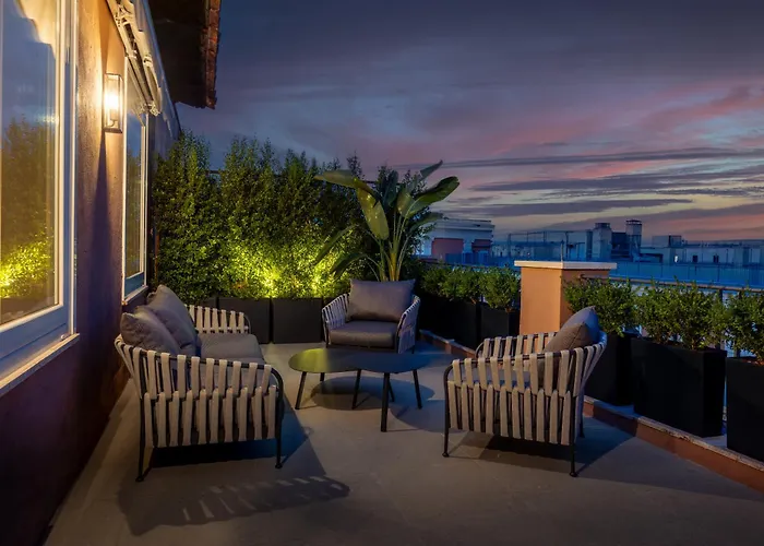 Trevi Iconic View - Luxury Penthouse Rooftop דירה *