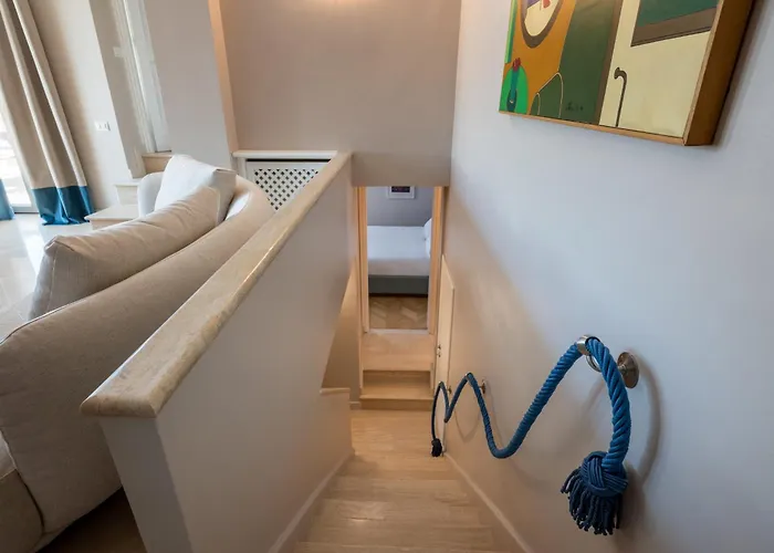 Trevi Iconic View - Luxury Penthouse Rooftop דירה *